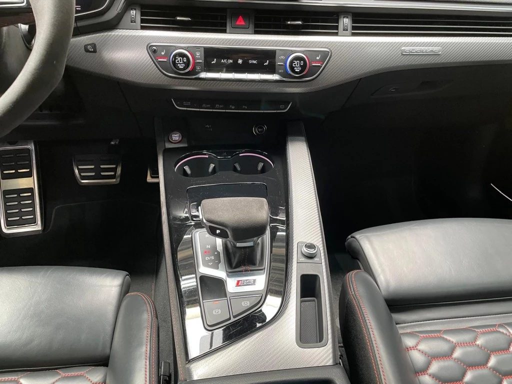 Hoofdafbeelding Audi RS4