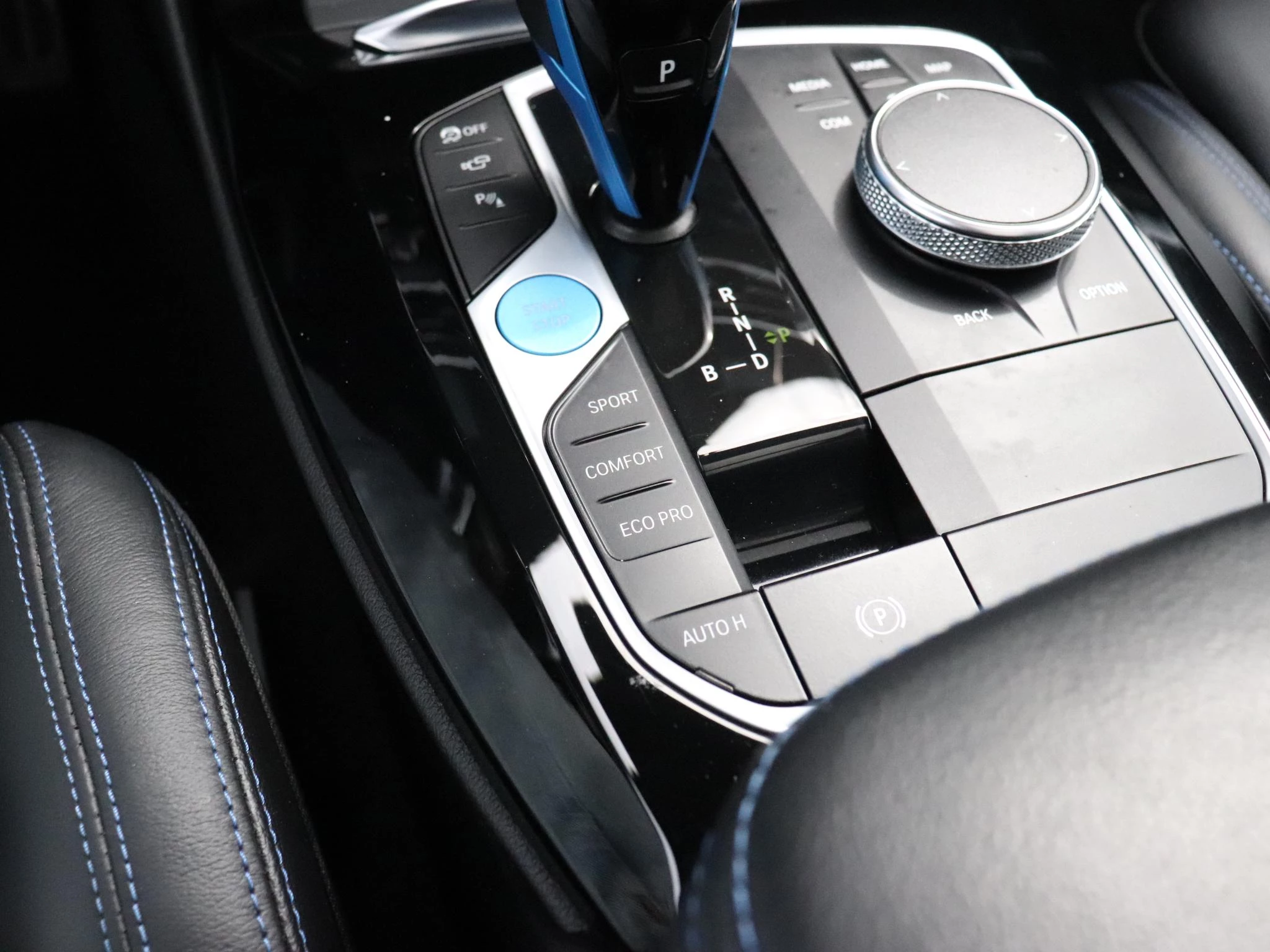 Hoofdafbeelding BMW iX3
