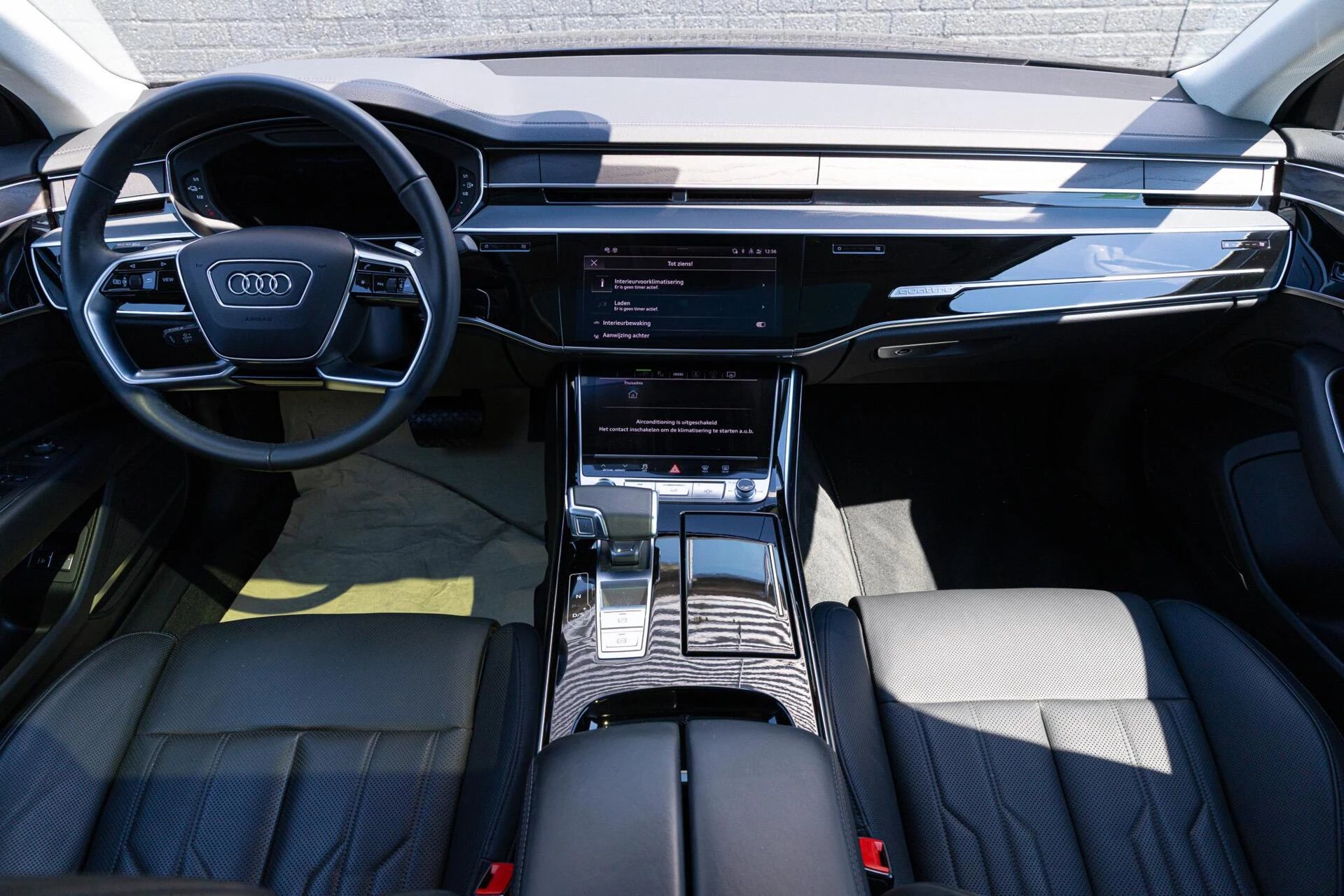 Hoofdafbeelding Audi A8