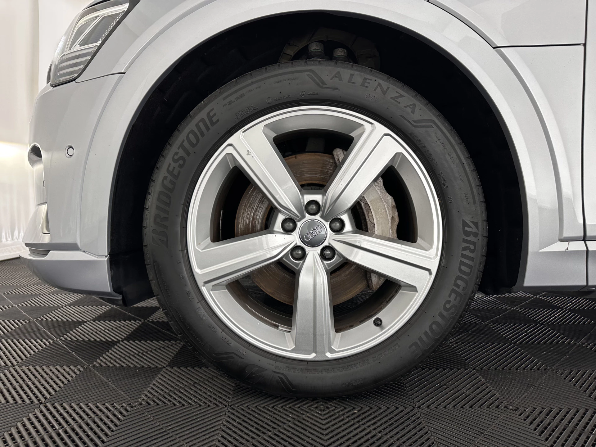 Hoofdafbeelding Audi e-tron