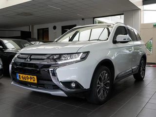 Mitsubishi Outlander 2.0 | CAMERA | DAB | STOELVERW.