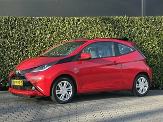 Toyota Aygo 1.0 VVT-i X-PLAY, CABRIO, AIRCO, CRUISE, KEYLESS, NAVI, CAMERA, LICHTMETAAL 15", ELEKTRISCHE RAMEN