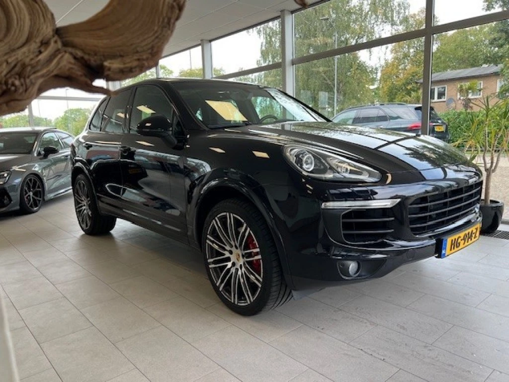 Hoofdafbeelding Porsche Cayenne