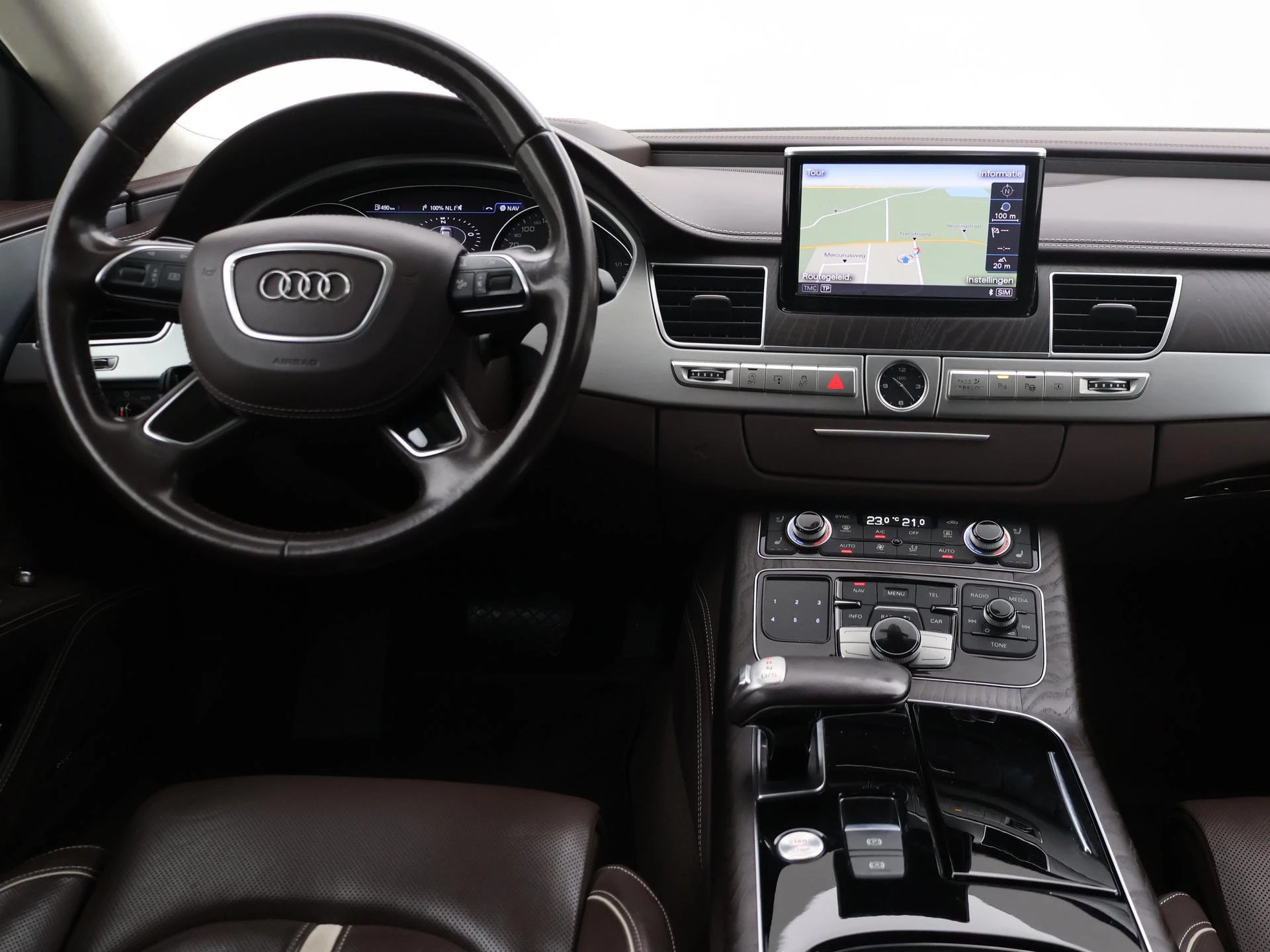 Hoofdafbeelding Audi A8