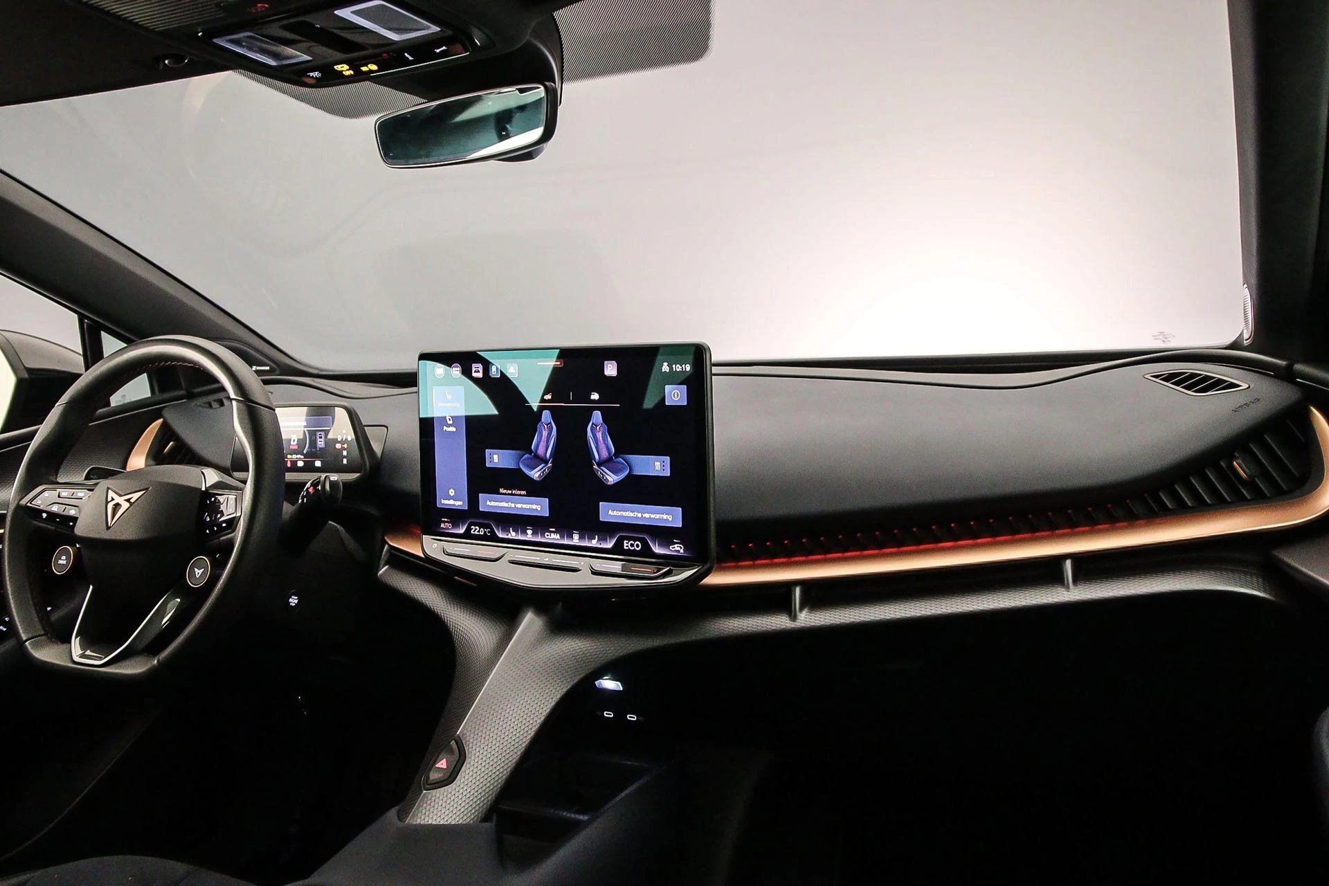 Hoofdafbeelding CUPRA Tavascan