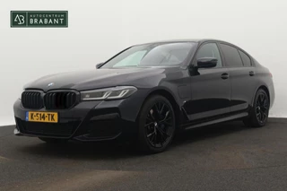 BMW 5-serie 530e High Executive M-Sport (NL-auto, 1e Eig, Dealer OnderH, Navi, Comfort zetels, Carplay/ Android, Etc)