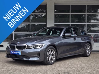 BMW 3-serie 320i Executive Edition SPORT LINE | SPORTSTOELEN | STOELVERWARMING |