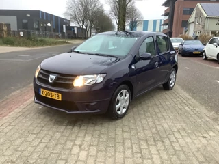 Dacia Sandero 1.2 16V laureate