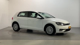 Volkswagen Golf 1.0 TSI Trendline Climate Control Navigatie Parkeersensoren