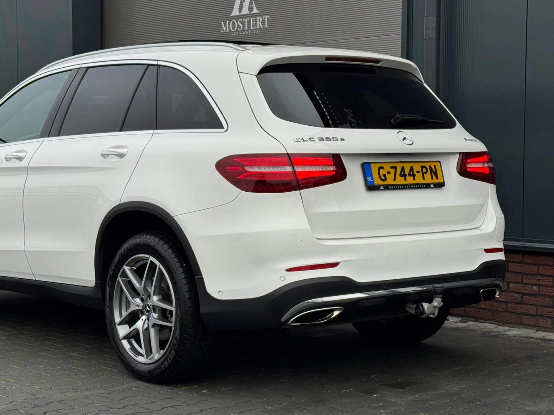 Hoofdafbeelding Mercedes-Benz GLC