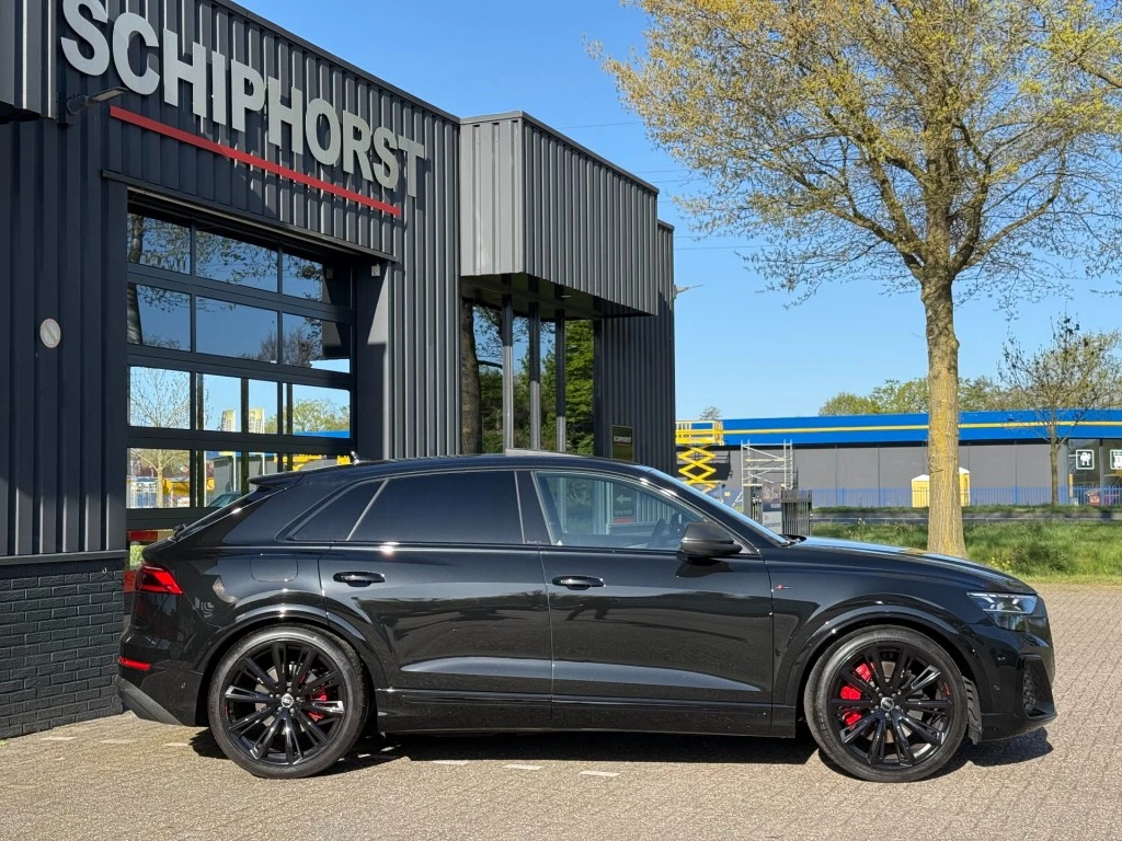 Hoofdafbeelding Audi Q8