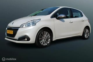 Peugeot 208 1.2 PureTech Blue Lease Allure, Wit Parelmoer Metallic,Cruise, Clima, Navi, App connect, Pdc, Lmv