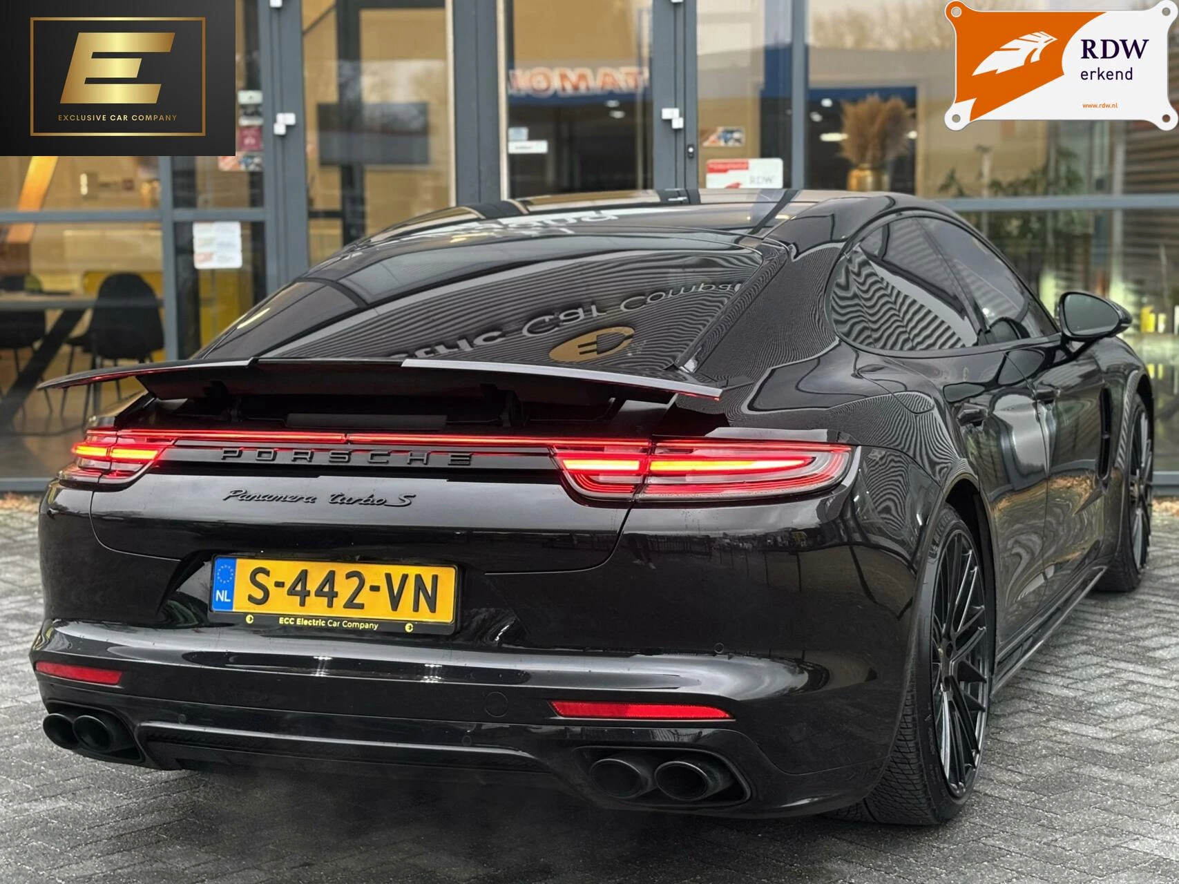 Hoofdafbeelding Porsche Panamera