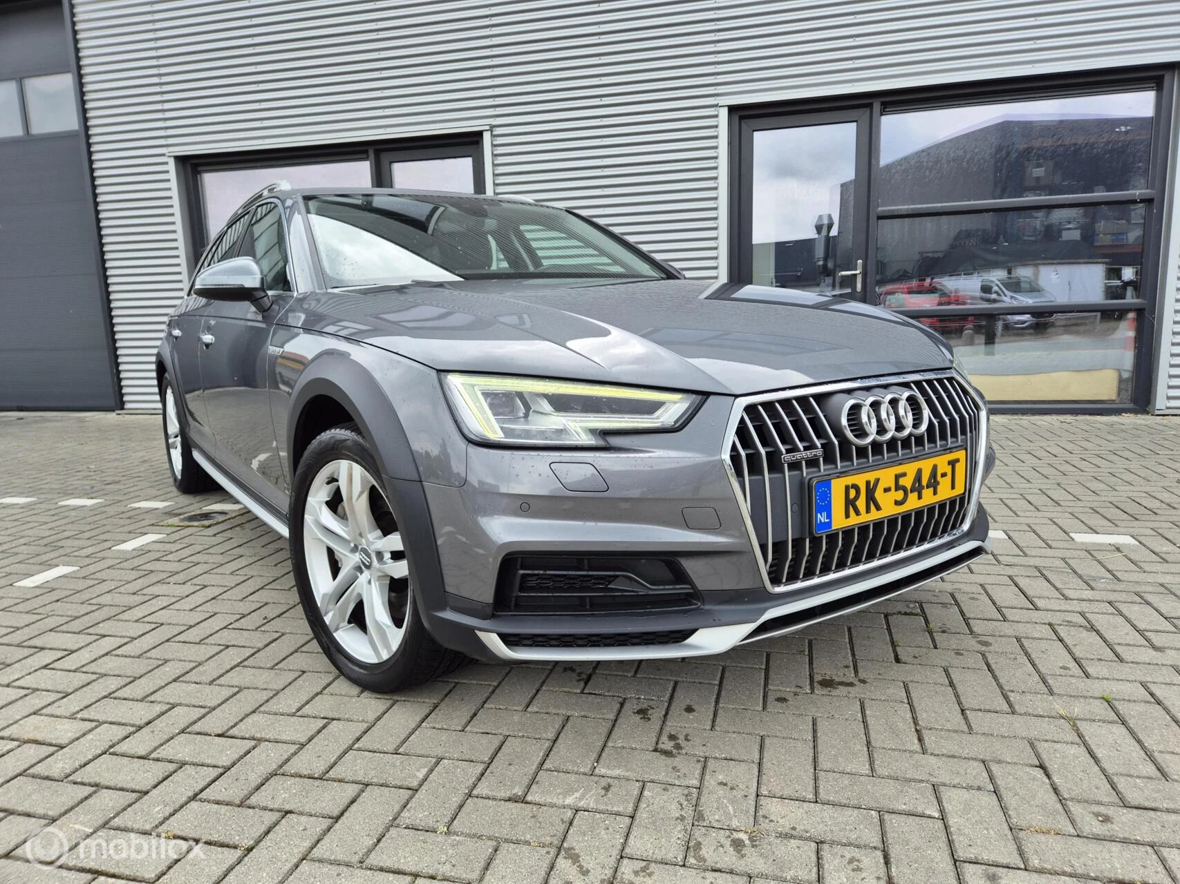 Hoofdafbeelding Audi A4