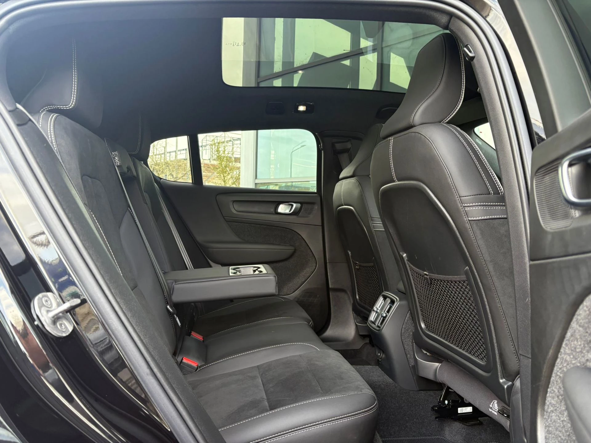 Hoofdafbeelding Volvo C40