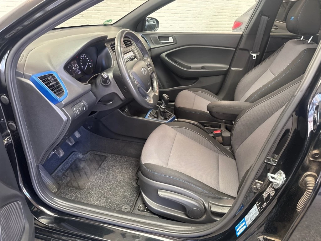 Hoofdafbeelding Hyundai i20