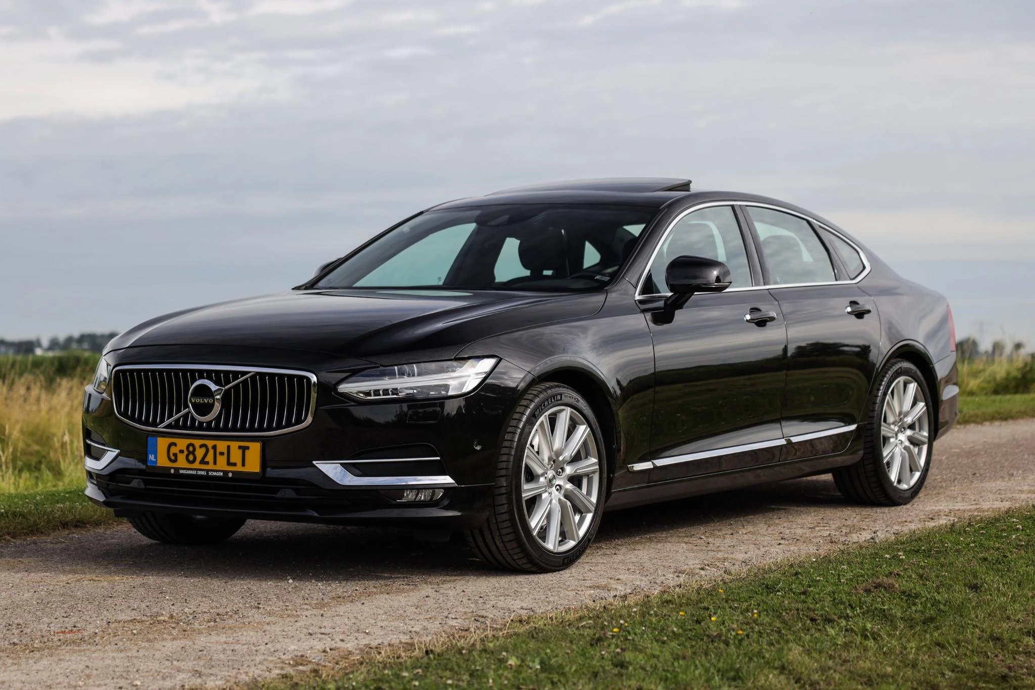 Hoofdafbeelding Volvo S90