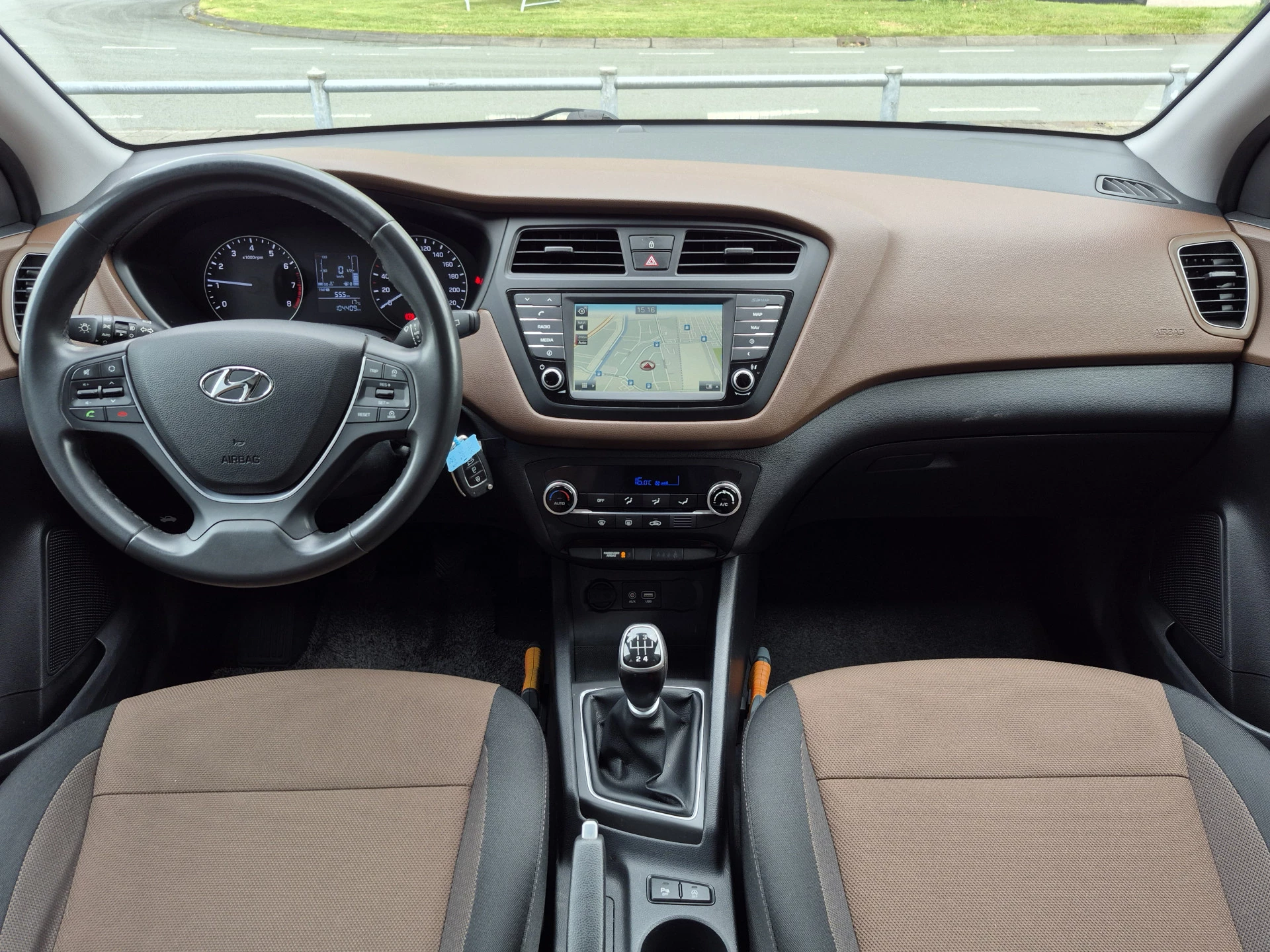 Hoofdafbeelding Hyundai i20