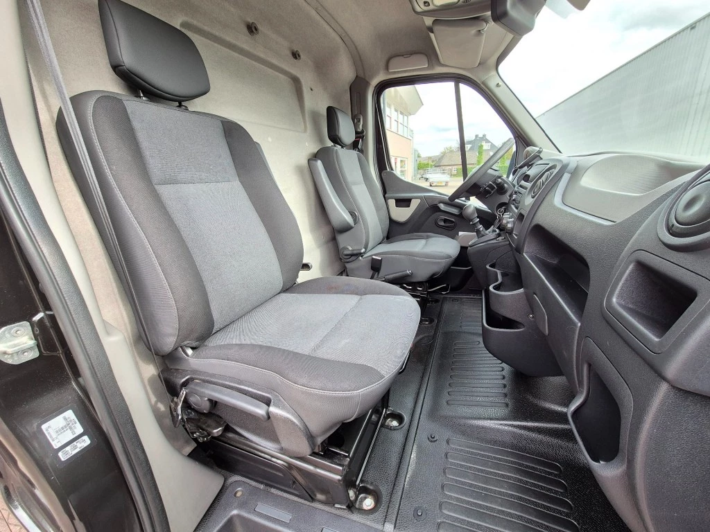 Hoofdafbeelding Nissan NV400