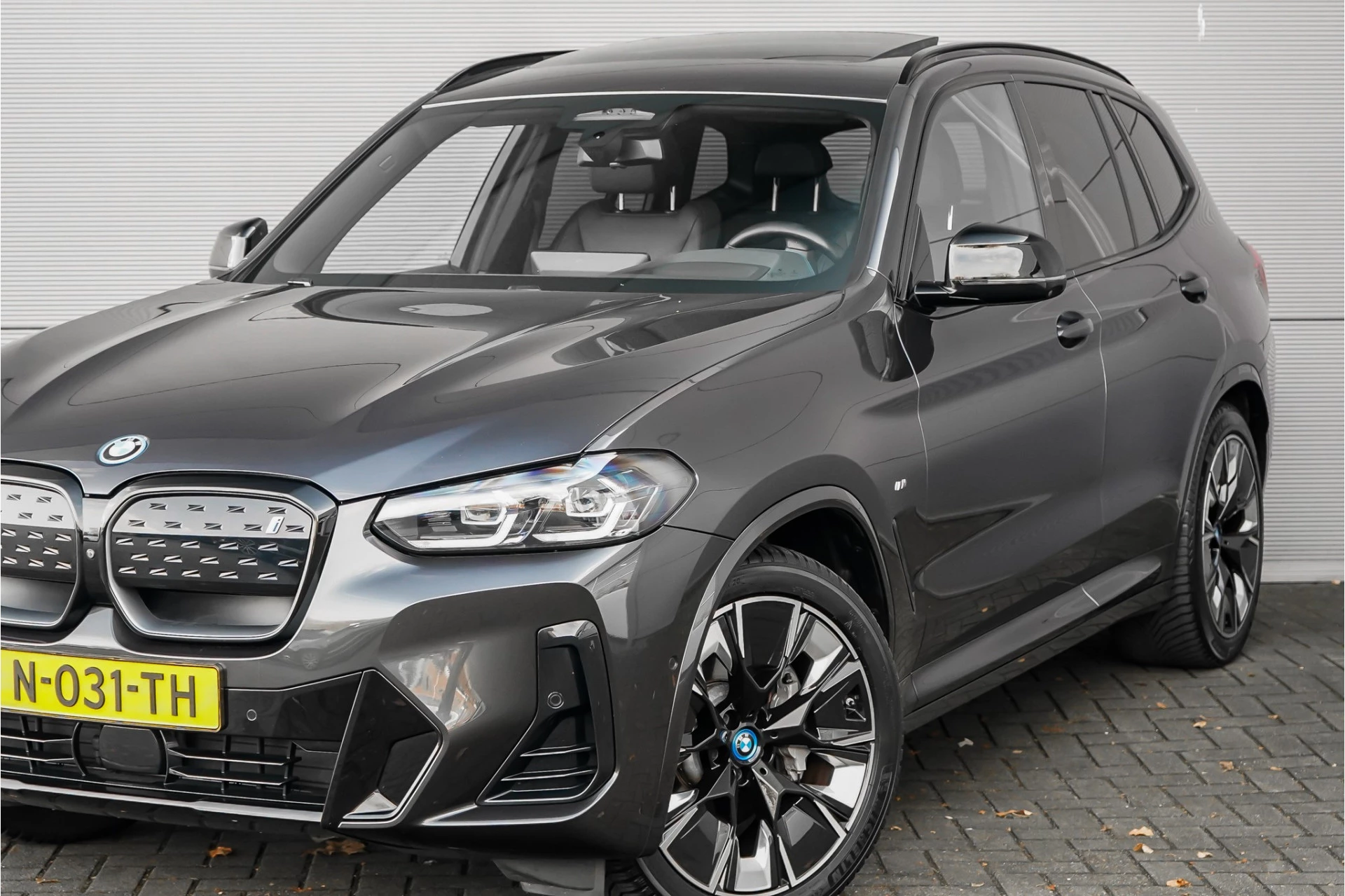 Hoofdafbeelding BMW iX3