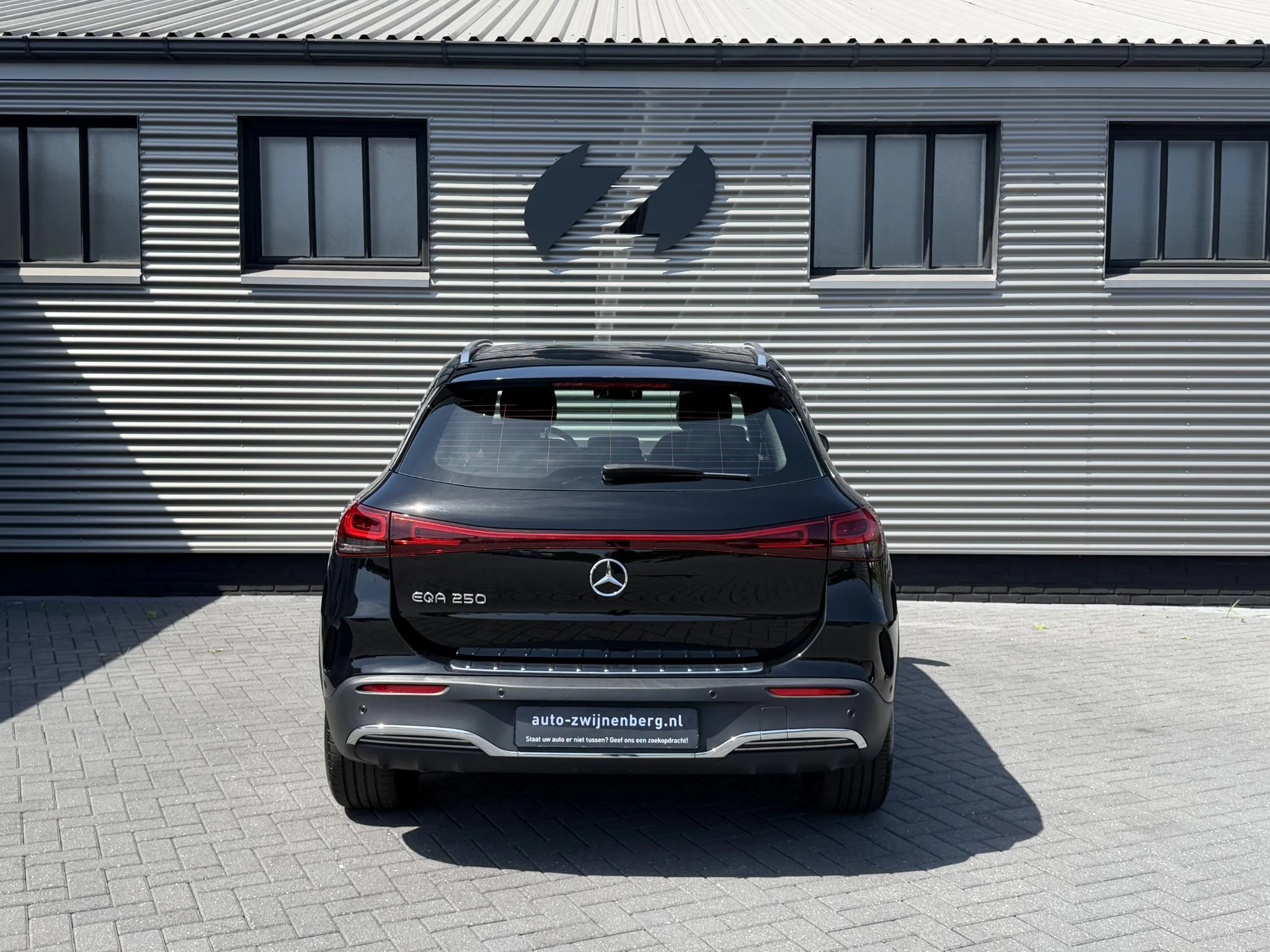 Hoofdafbeelding Mercedes-Benz EQA