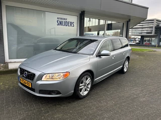 Hoofdafbeelding Volvo V70 Volvo V70 2.0 T5 MOMENTUM Geartronic
