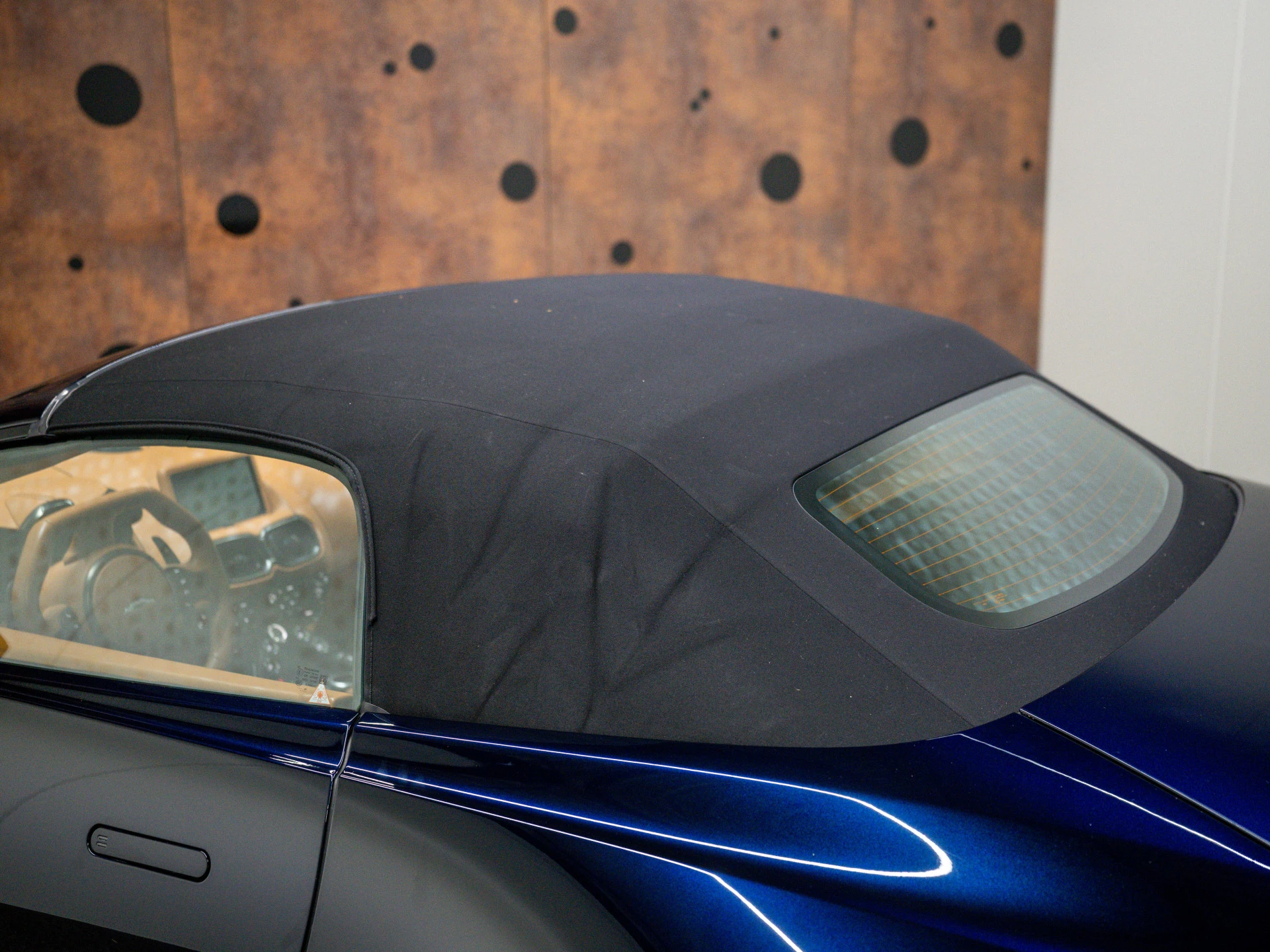 Hoofdafbeelding Aston Martin V8 Vantage