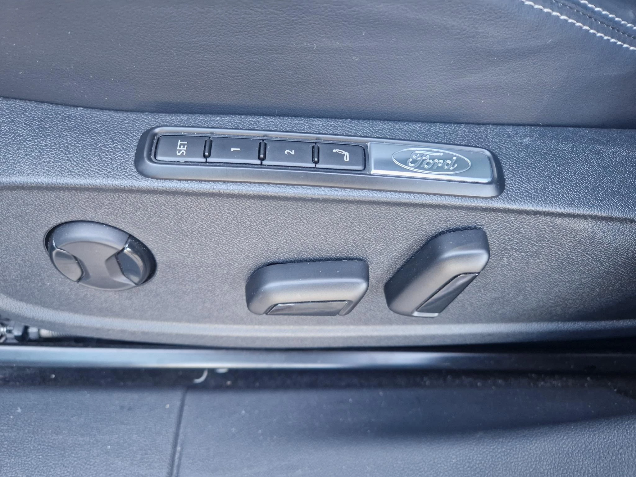 Hoofdafbeelding Ford Explorer