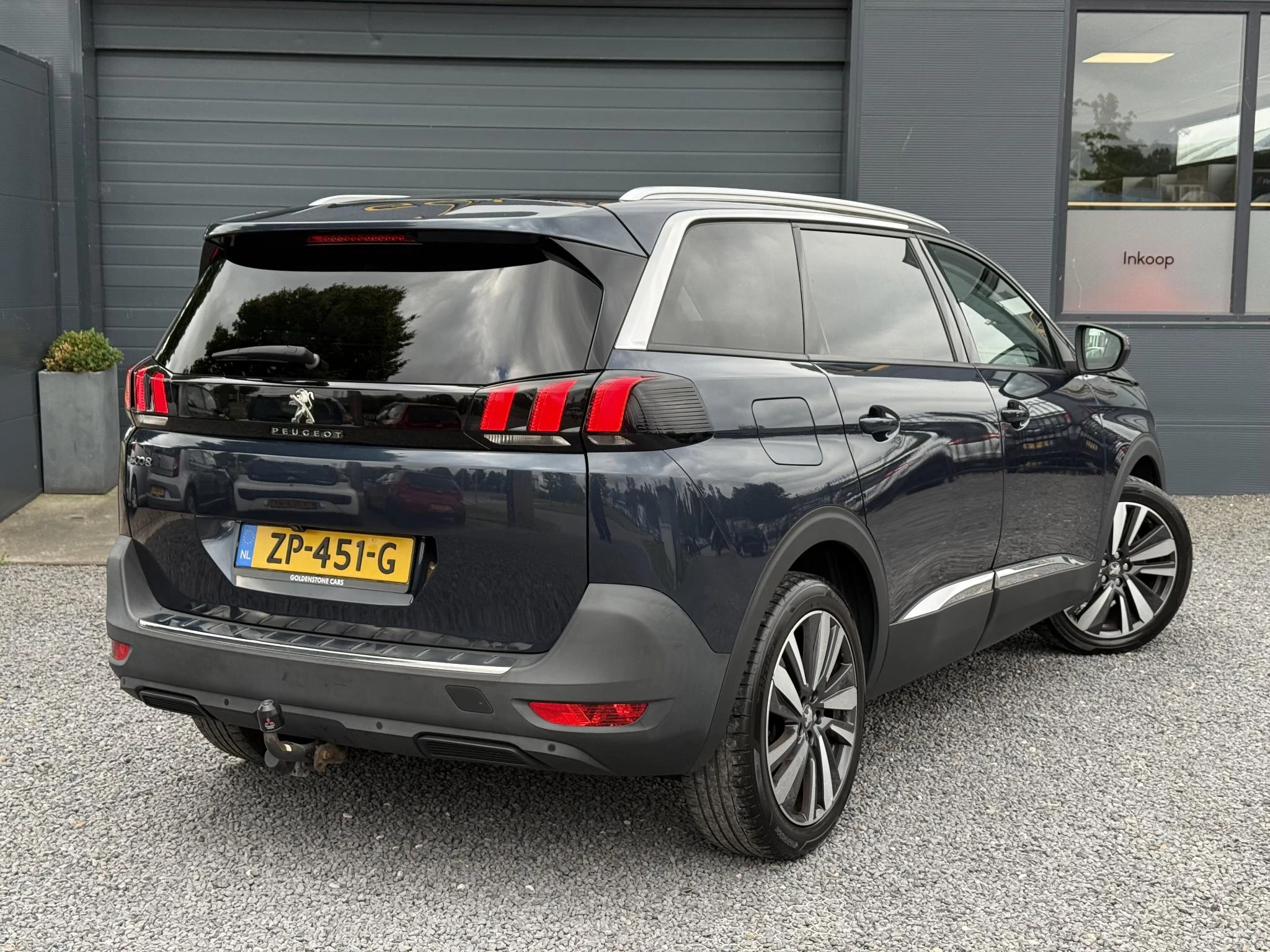 Hoofdafbeelding Peugeot 5008