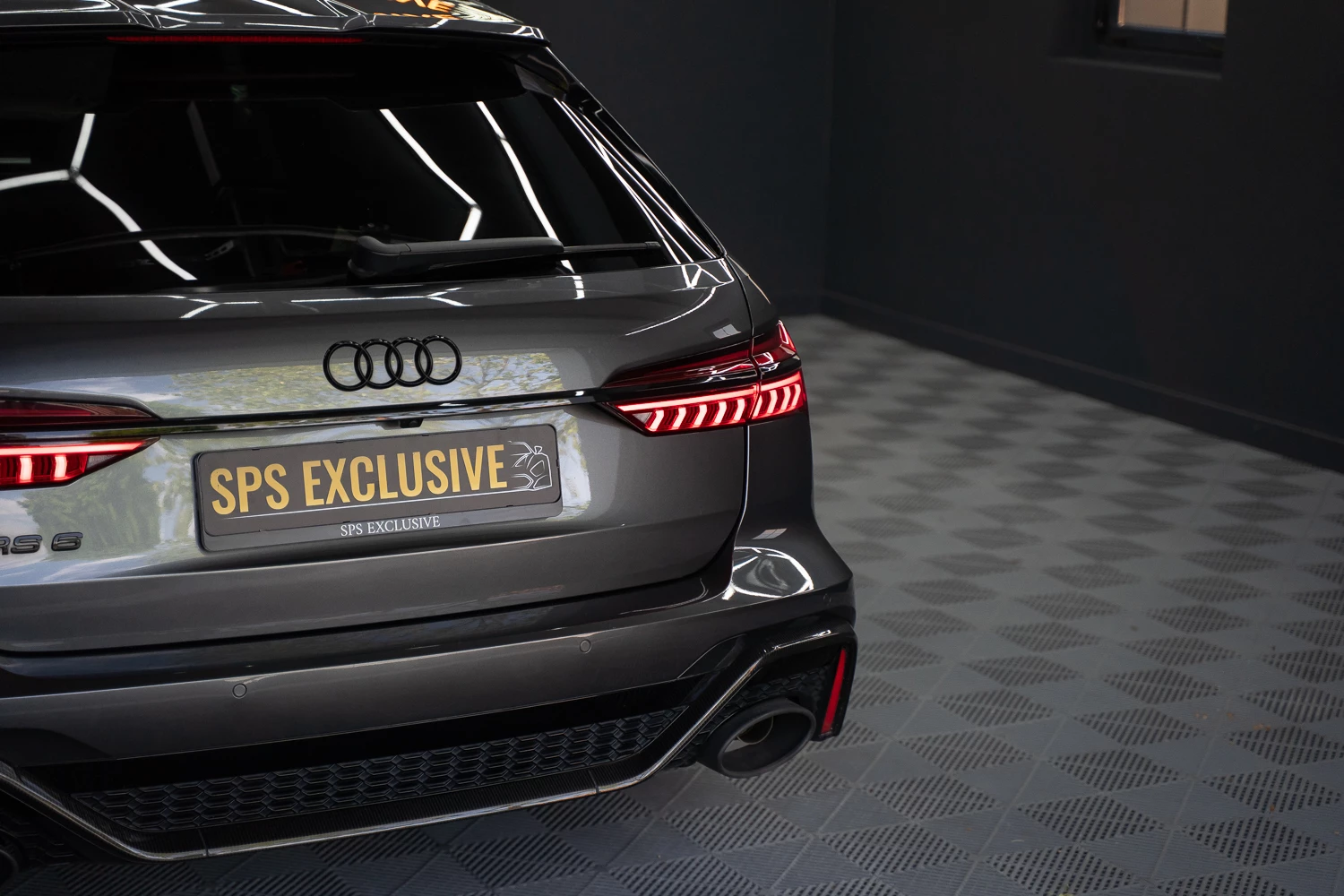 Hoofdafbeelding Audi RS6