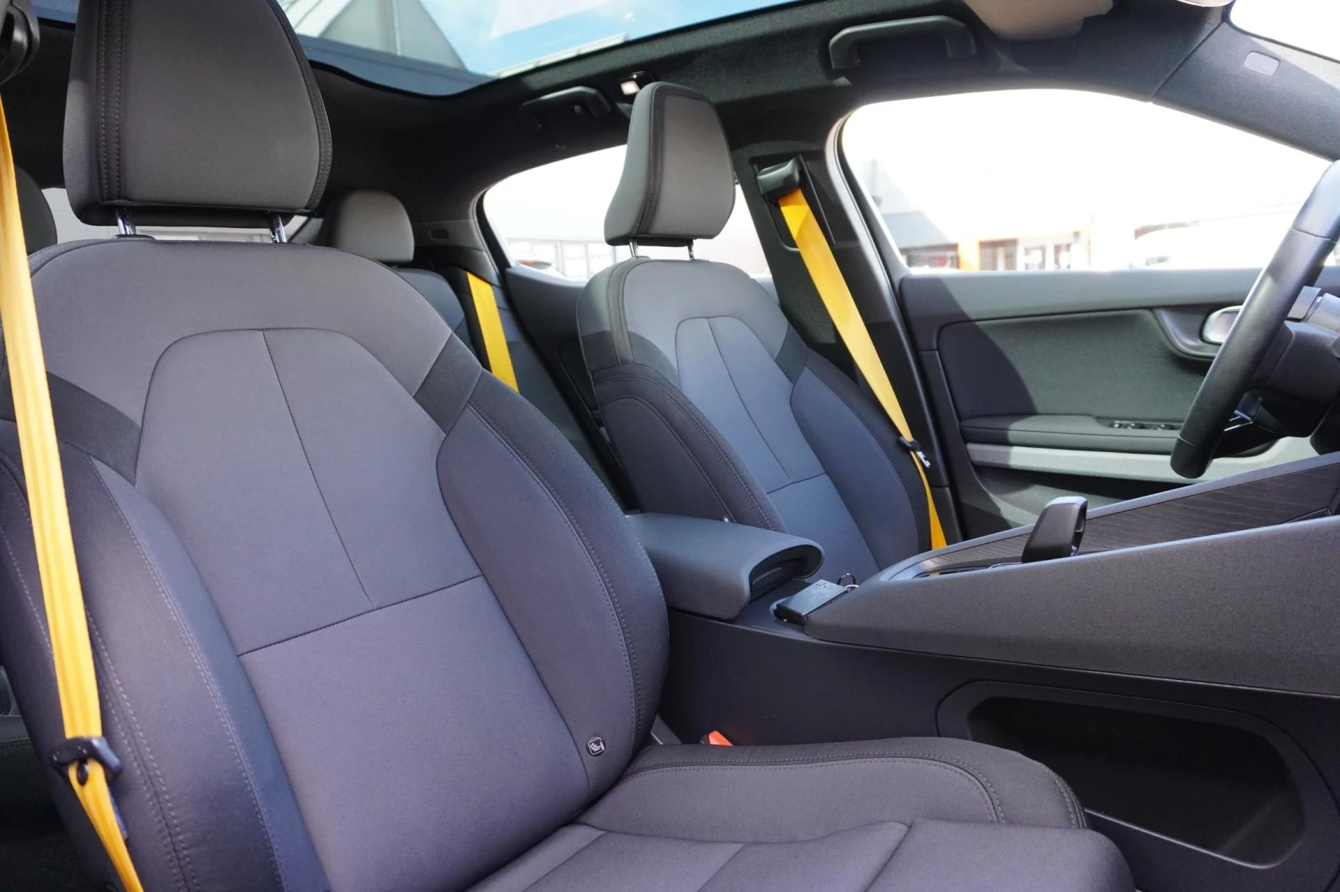 Hoofdafbeelding Polestar 2