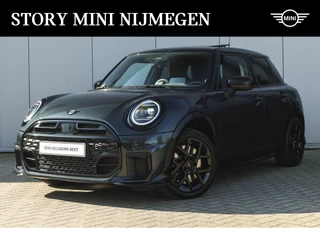 MINI 5-deurs Hatchback Cooper S JCW Automaat / Pakket XL / Panoramdak / Adaptief onderstel / Head-Up / Harman Kardon / LED / Stoelverwarming
