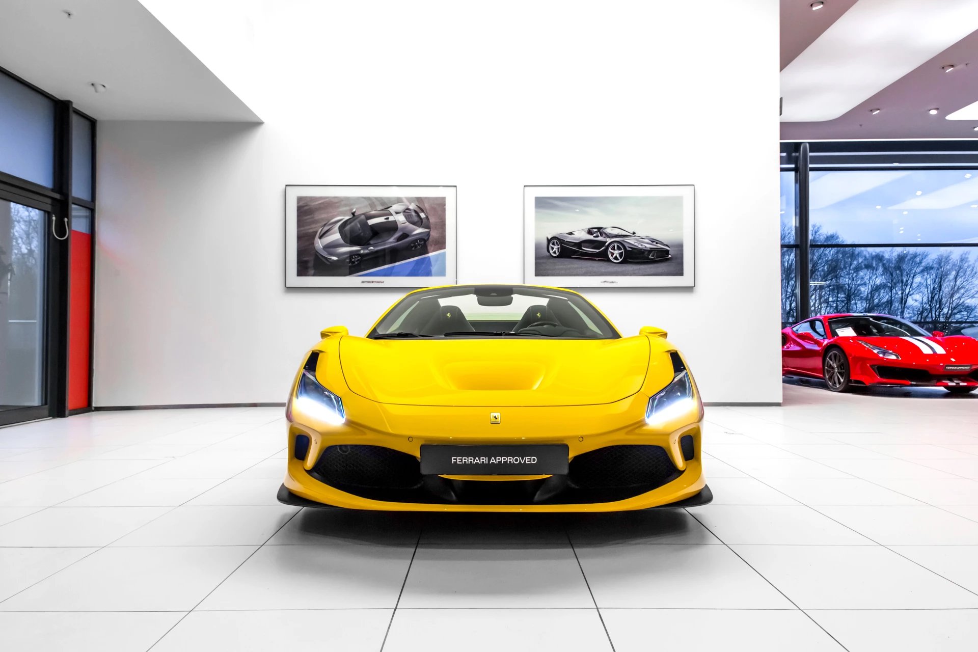 Hoofdafbeelding Ferrari F8 Spider