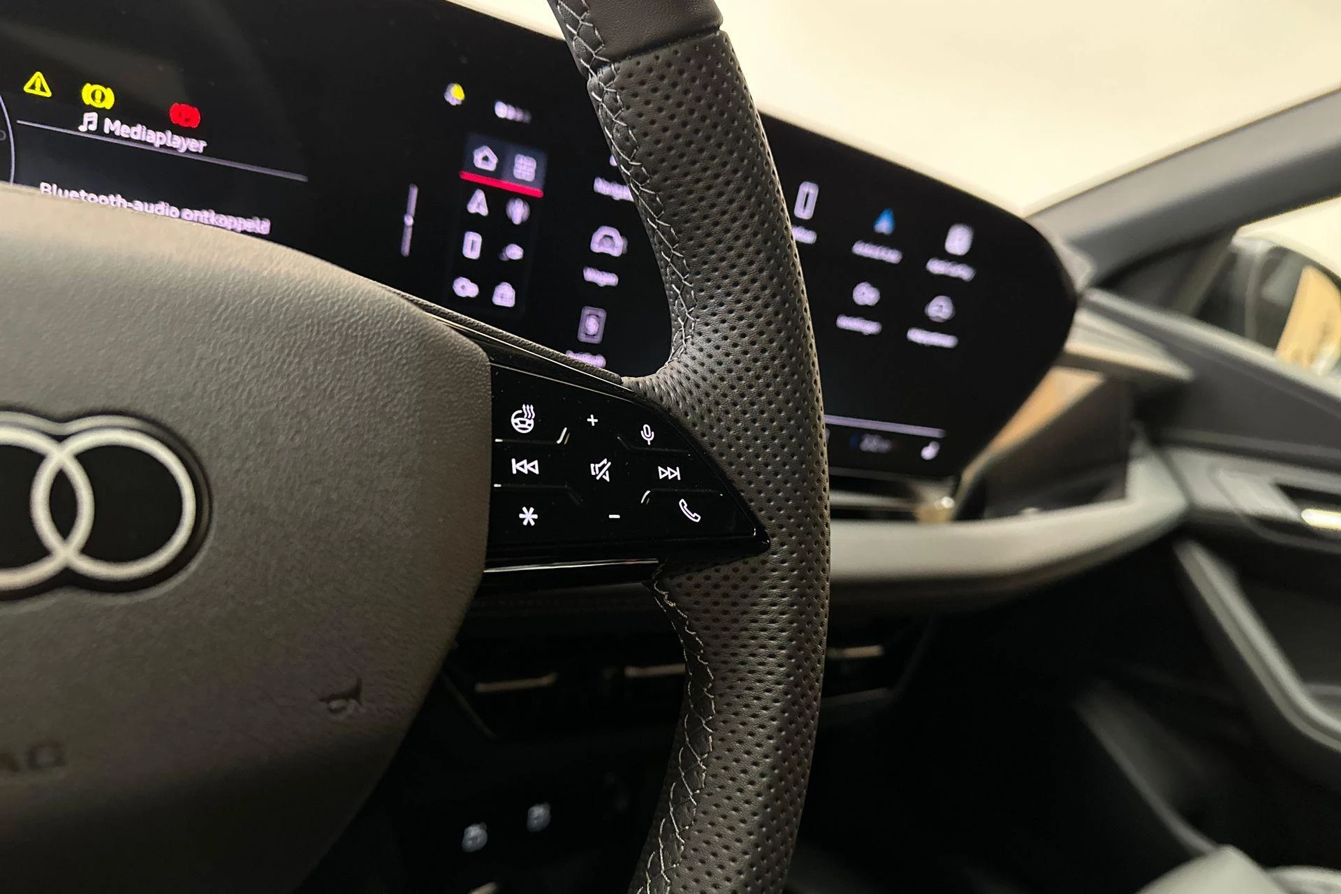 Hoofdafbeelding Audi Q6 e-tron