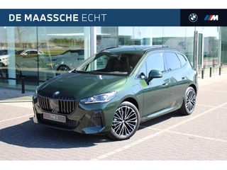 BMW 2 Serie Active Tourer 225e xDrive M Sport Automaat / Trekhaak / Panoramadak / M Adaptief onderstel / Sportstoelen / Comfort Access / Head-Up