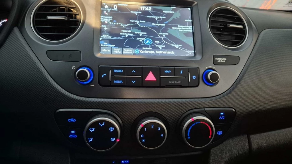 Hoofdafbeelding Hyundai i10