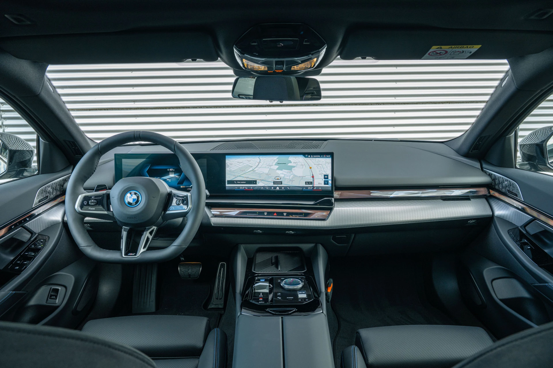 Hoofdafbeelding BMW i5