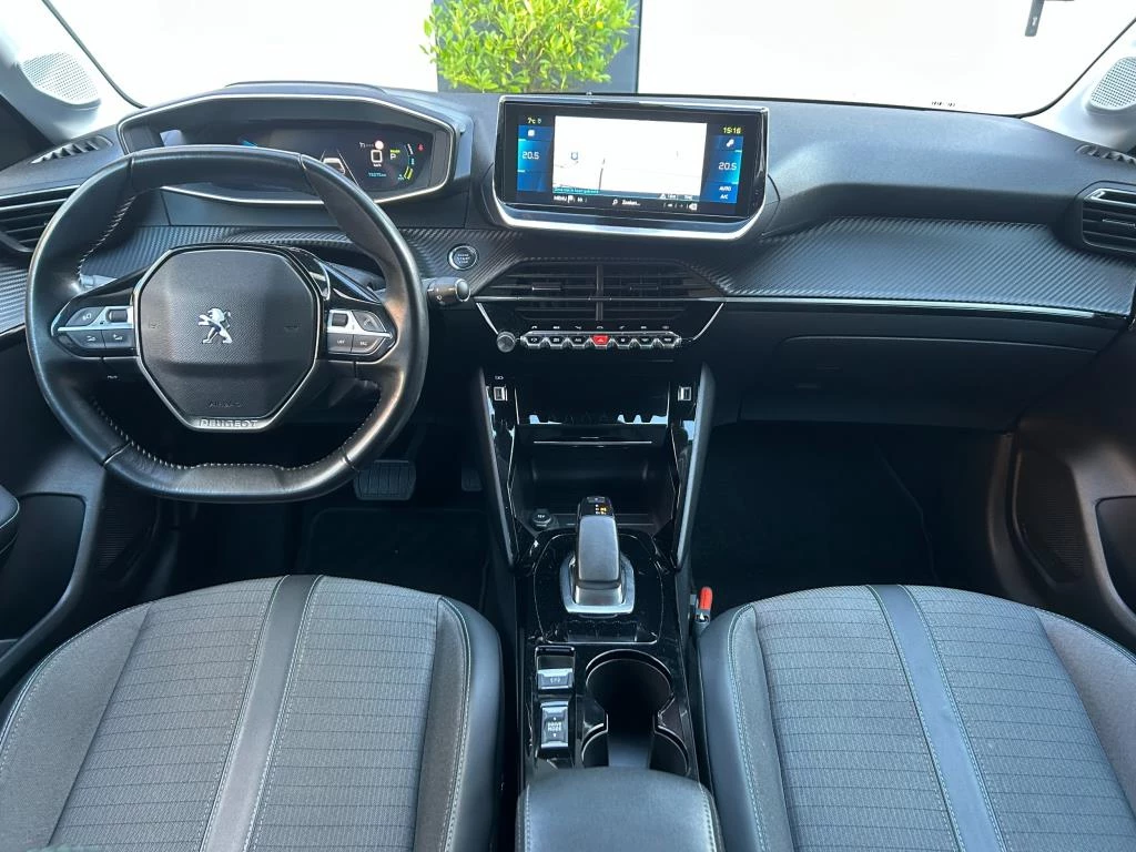 Hoofdafbeelding Peugeot e-208