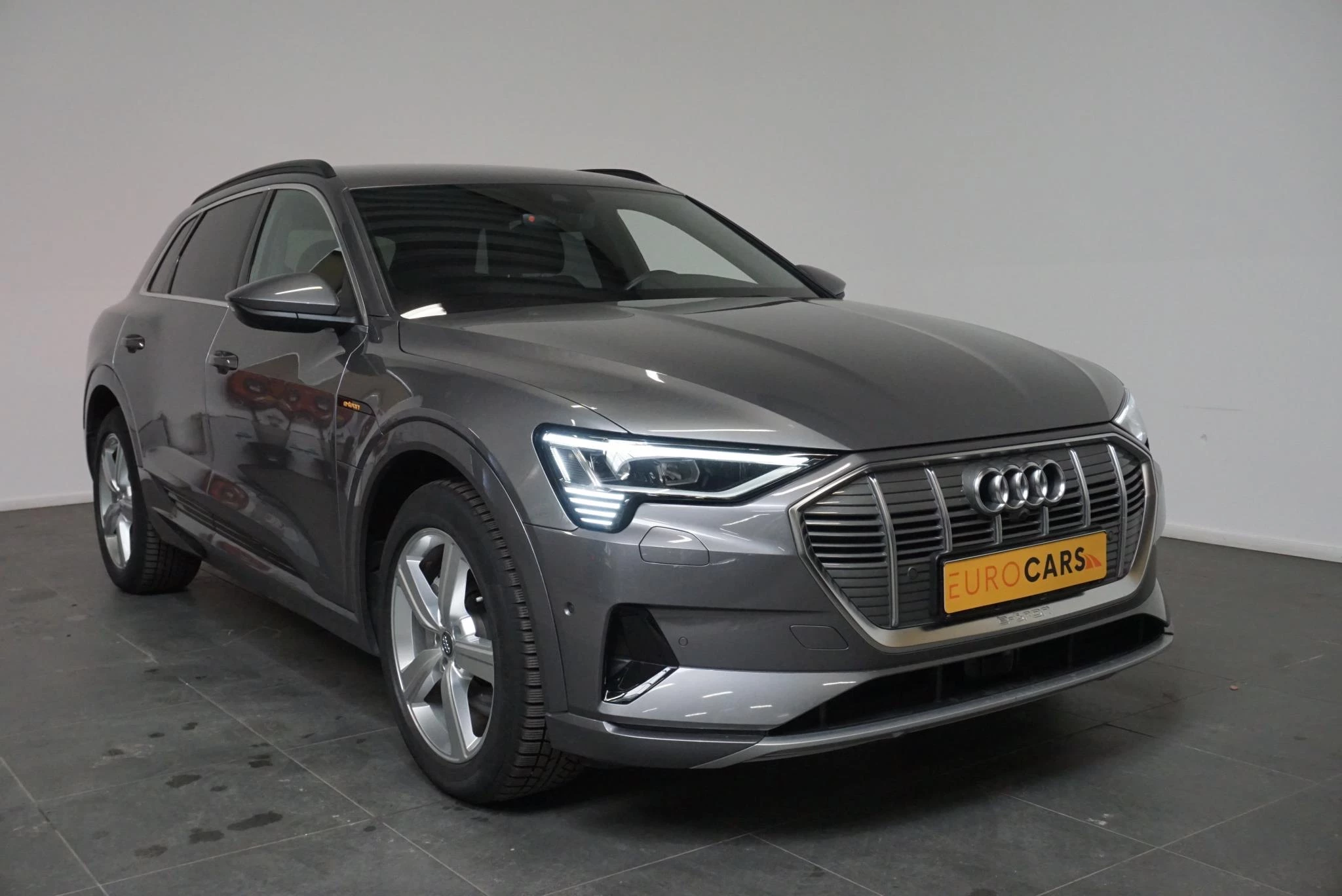 Hoofdafbeelding Audi e-tron