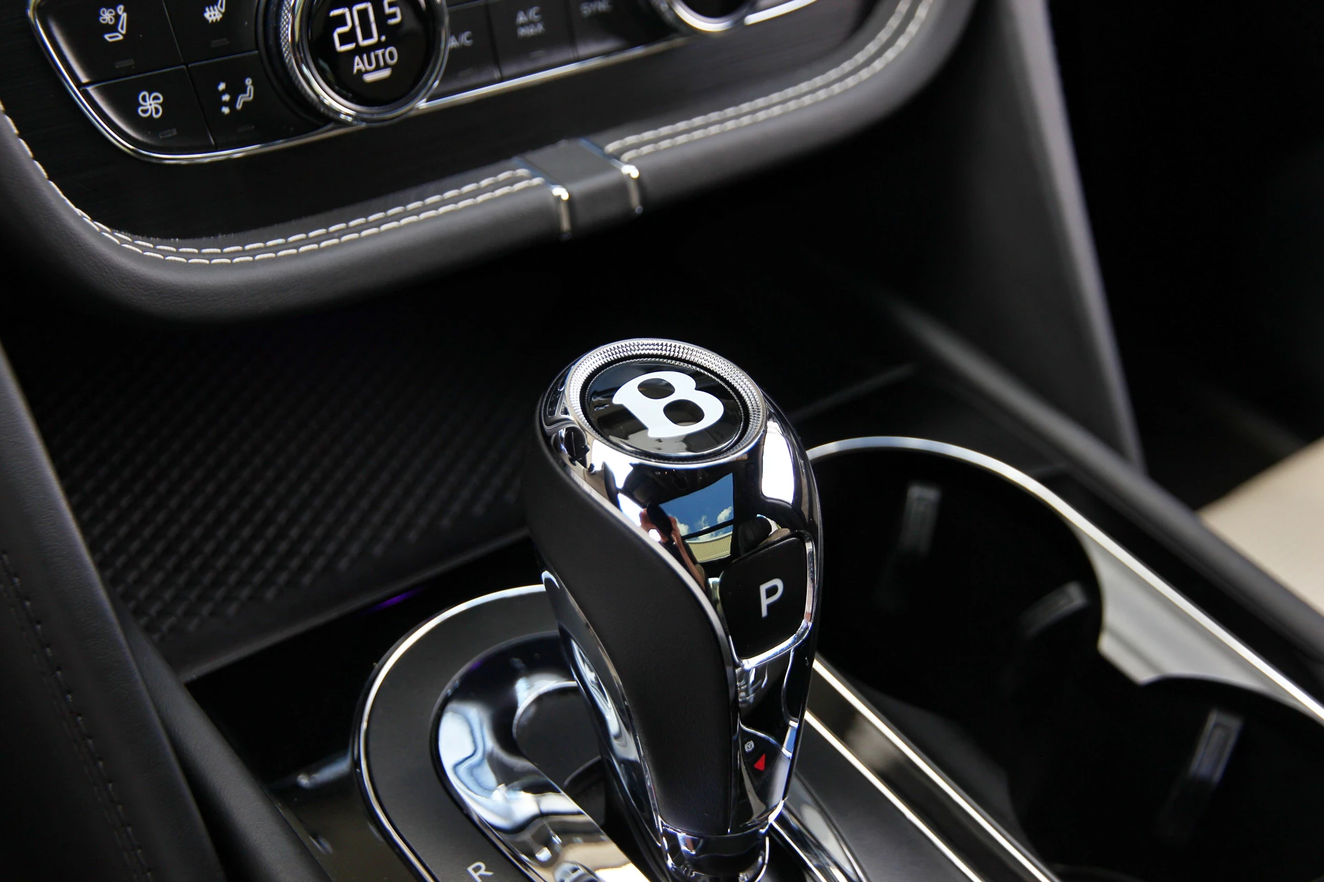 Hoofdafbeelding Bentley Bentayga