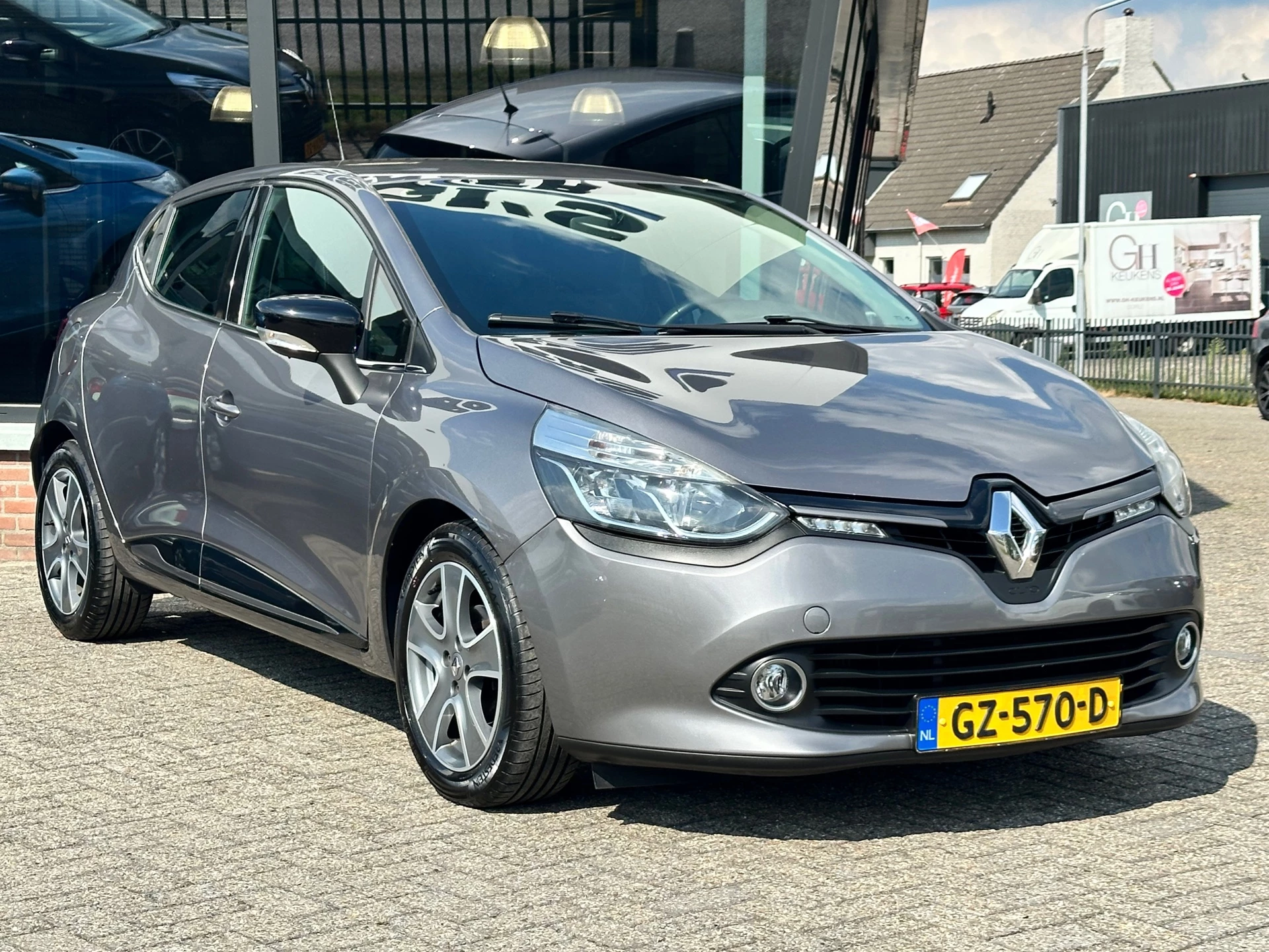 Hoofdafbeelding Renault Clio