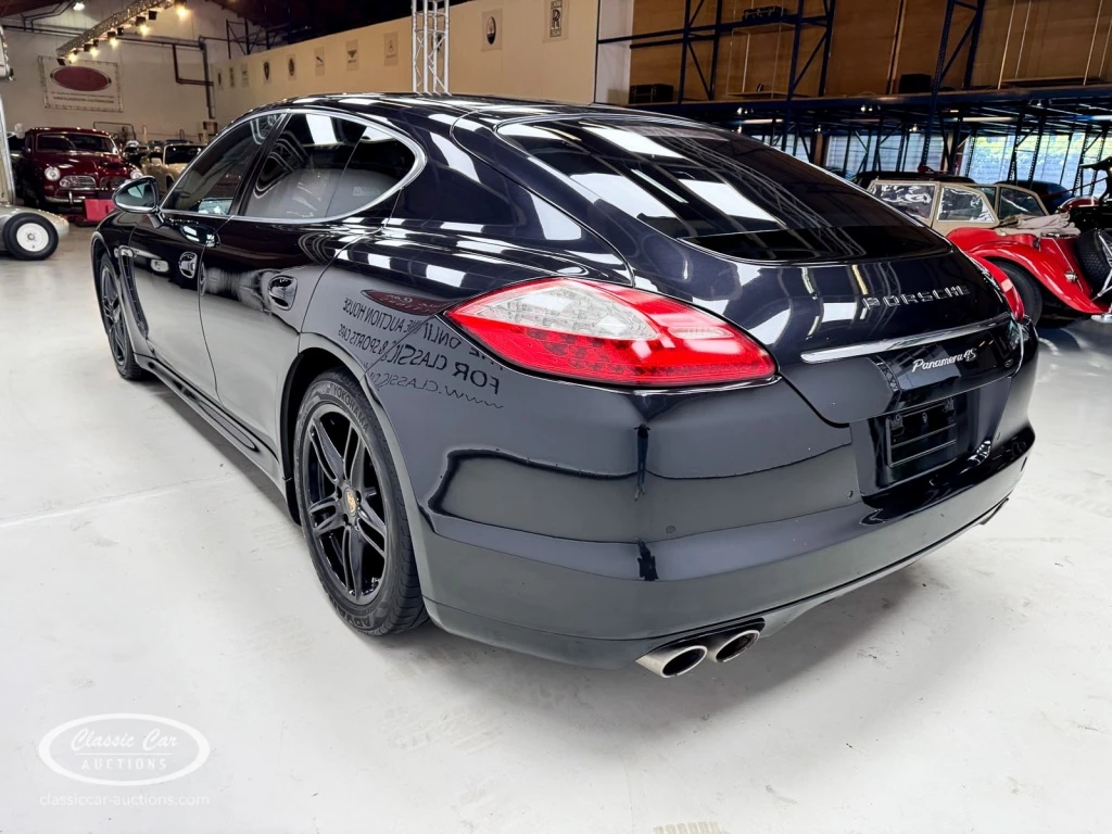 Hoofdafbeelding Porsche Panamera