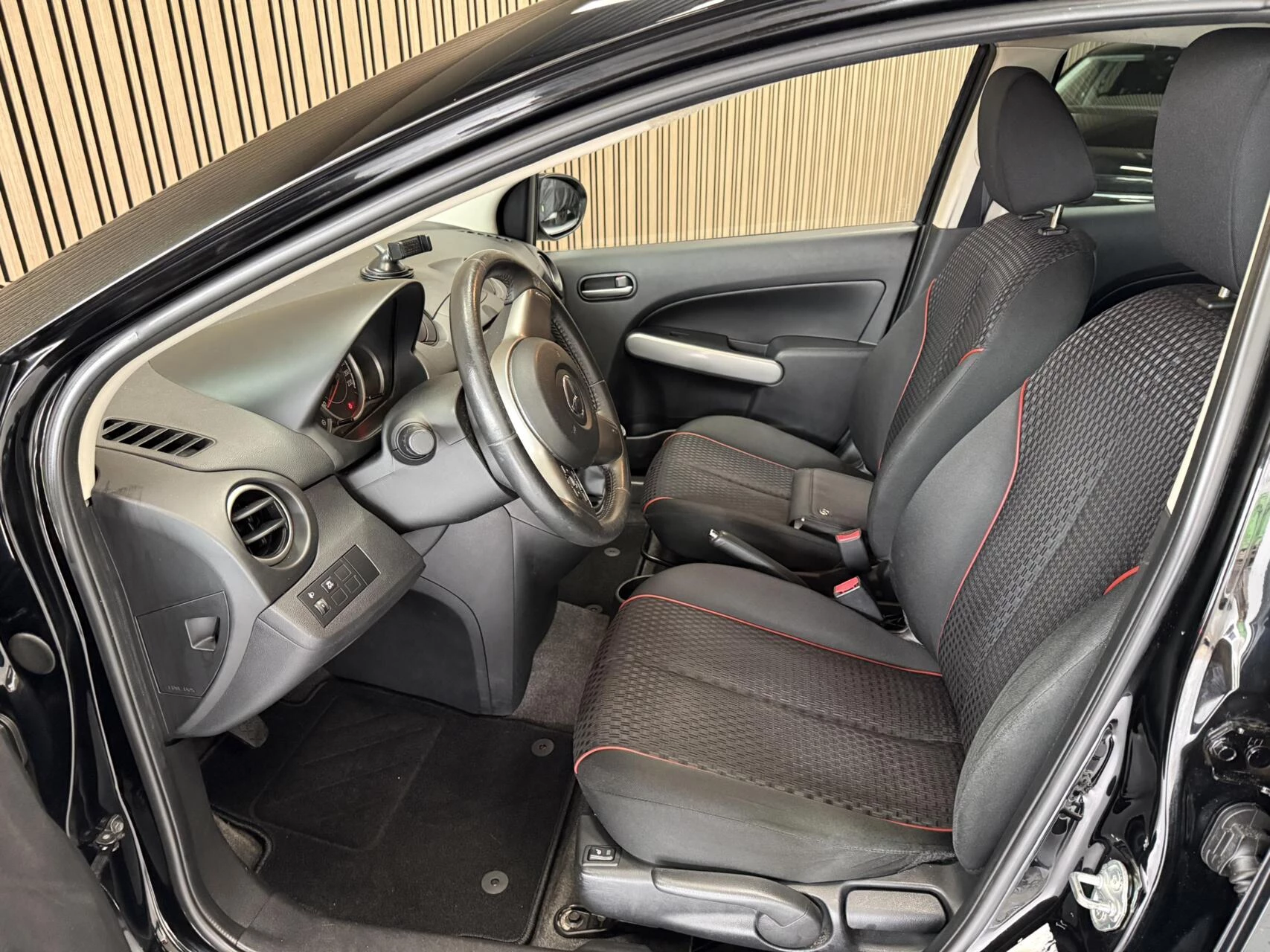 Hoofdafbeelding Mazda 2