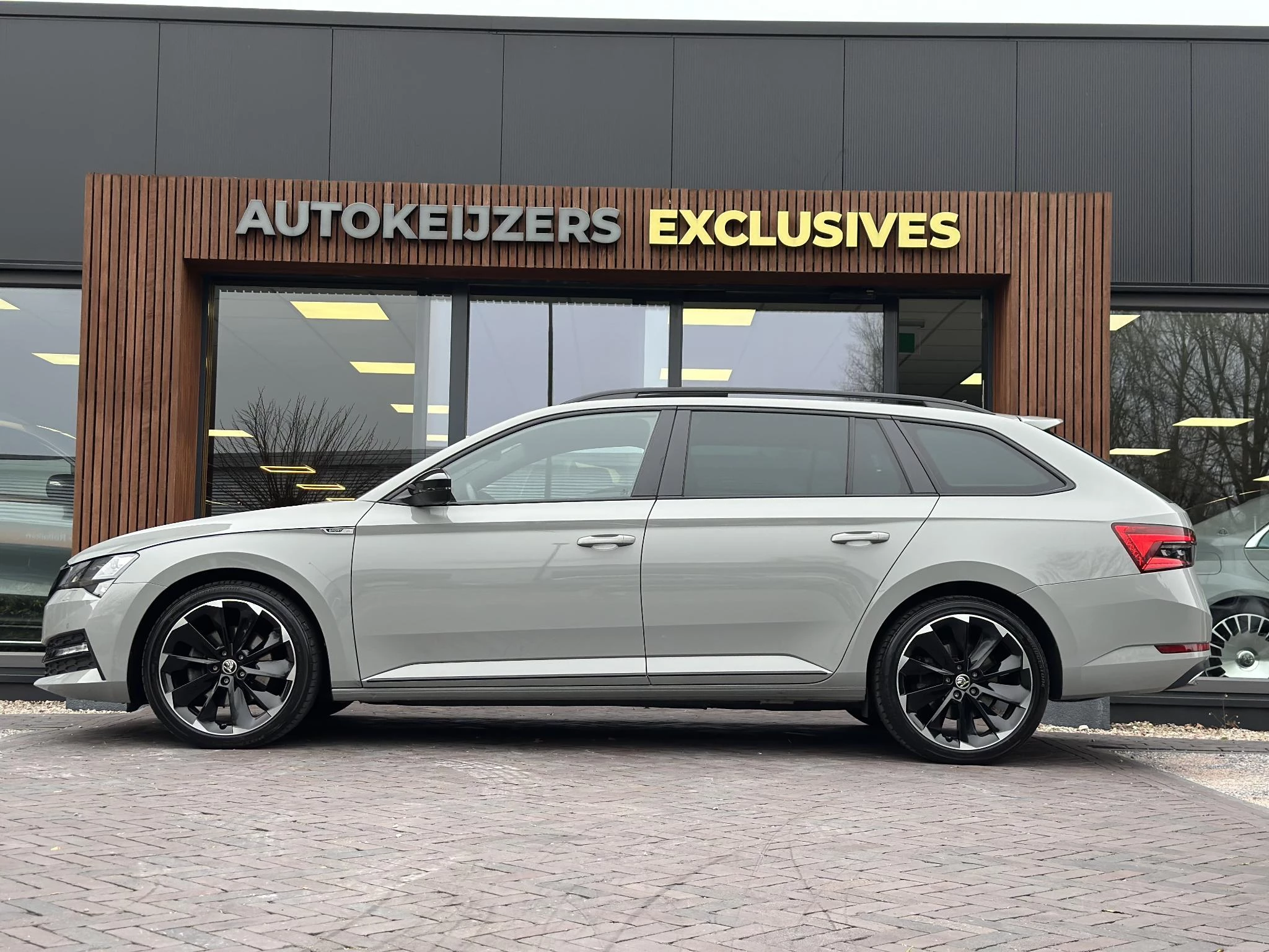 Hoofdafbeelding Škoda Supurb