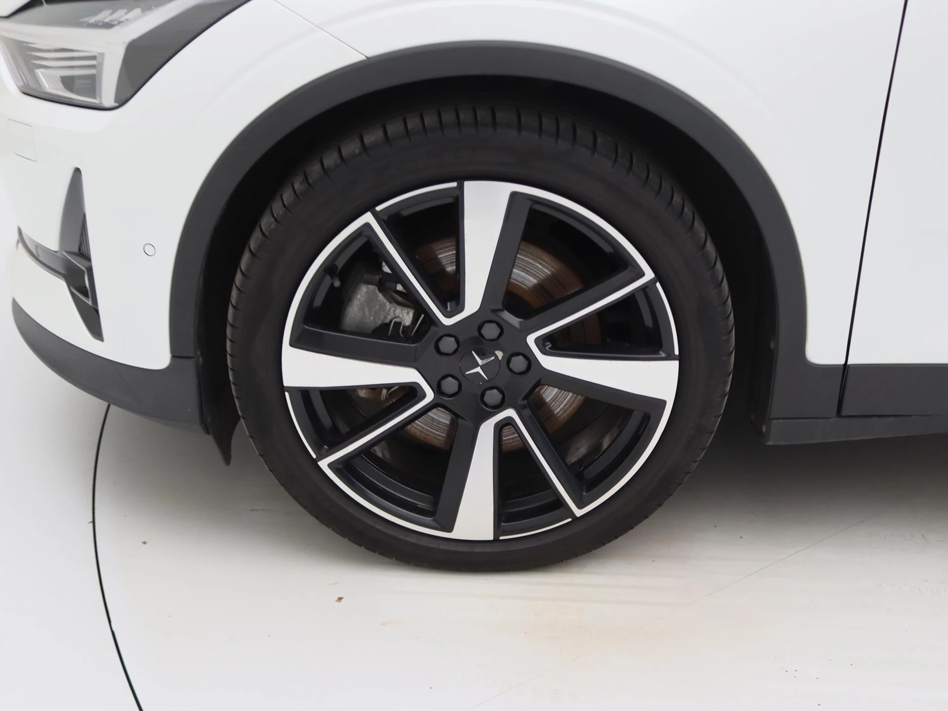 Hoofdafbeelding Polestar 2