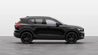 Volvo XC40 | B3 Ultra Dark | Black Edition | 360° Camera | Panoramadak | MY 2025 |