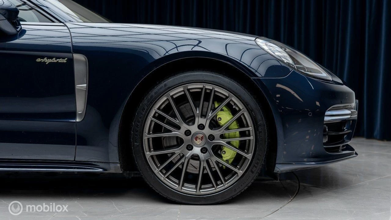 Hoofdafbeelding Porsche Panamera