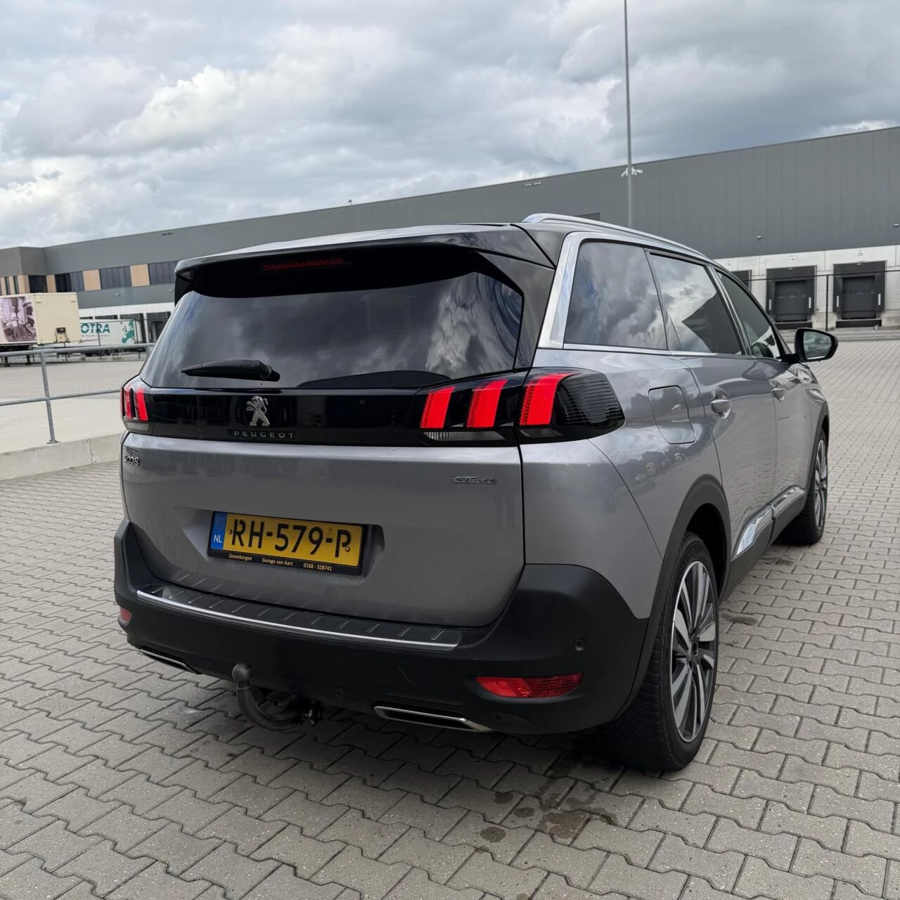 Hoofdafbeelding Peugeot 5008