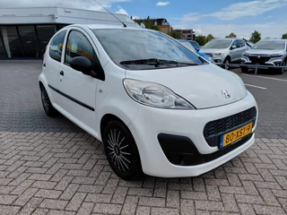 Peugeot 107 1.0-12V 5DRS AIRCO NIEUWE KOPPELING
