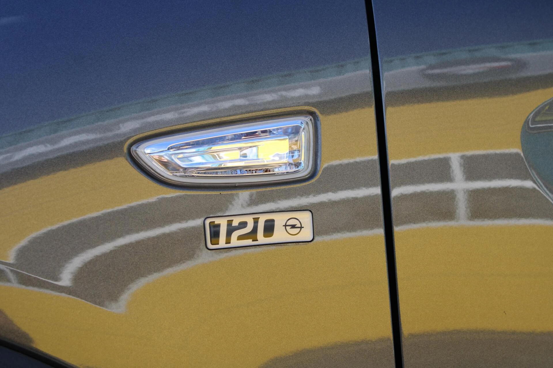 Hoofdafbeelding Opel Crossland X
